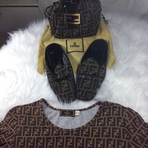 Authentic Vintage Fendi Ensemble-T-shirt/Bag/Shoes